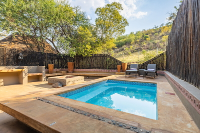 Luxury Suite with Pool