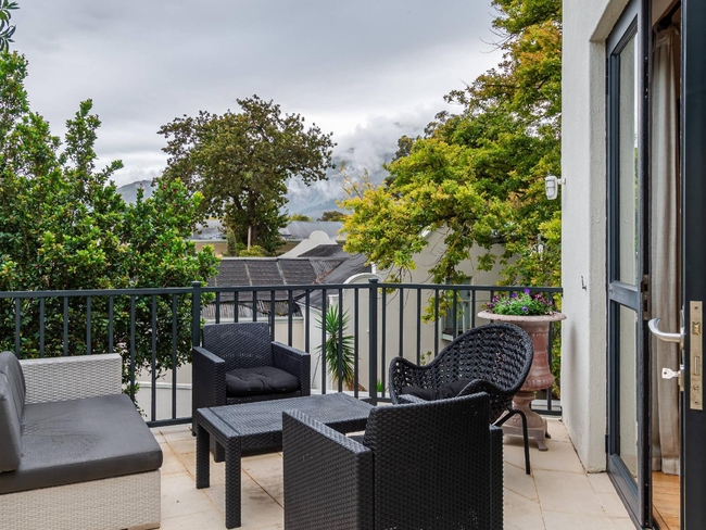 Penthouse Apartment 1