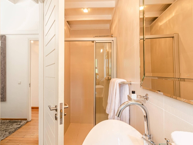 Superior Apartment 4