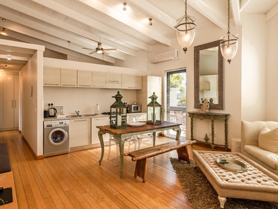 Superior Apartment 4