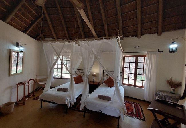 Bushbuck Cottage 2 bedroom 4 Sleeper