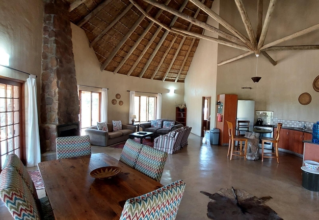 Duiker Cottage 2 bedroom 4 sleeper