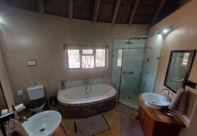 Duiker Cottage 2 bedroom 4 sleeper