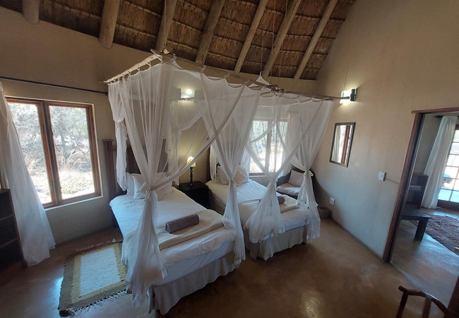Duiker Cottage 2 bedroom 4 sleeper