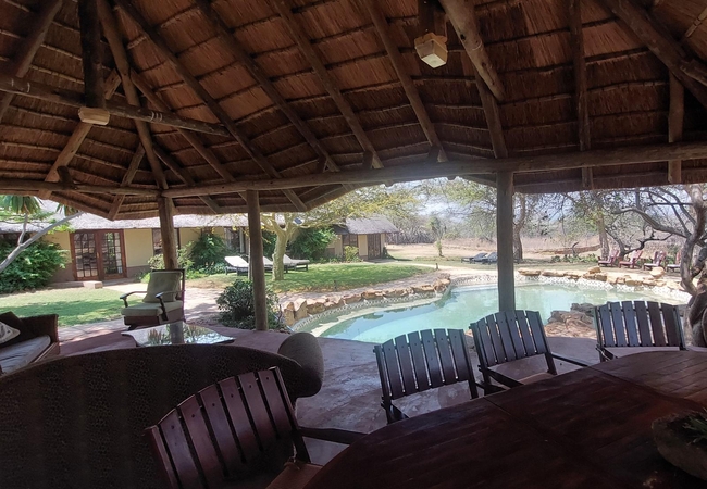 Izintaba Lodge 6 bedroom 15 sleeper