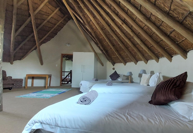 Izintaba Lodge 6 bedroom 15 sleeper