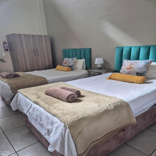 Kokerboom King Suites (5 Sleeper)