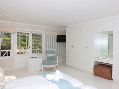 Superior Room Upper Deck