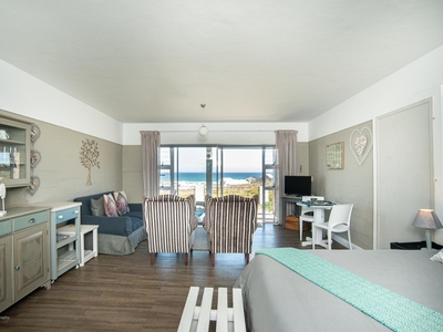 Seashells Luxury Suite