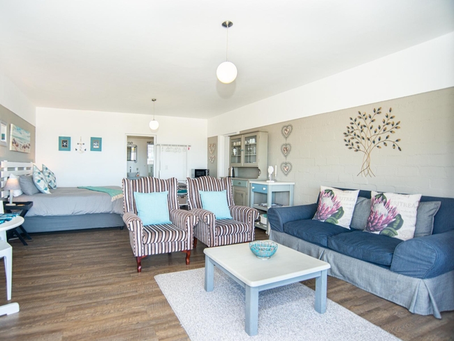 Seashells Luxury Suite