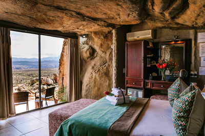 Premium Cave Suite