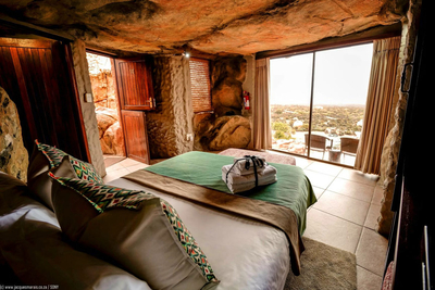 Premium Cave Suite