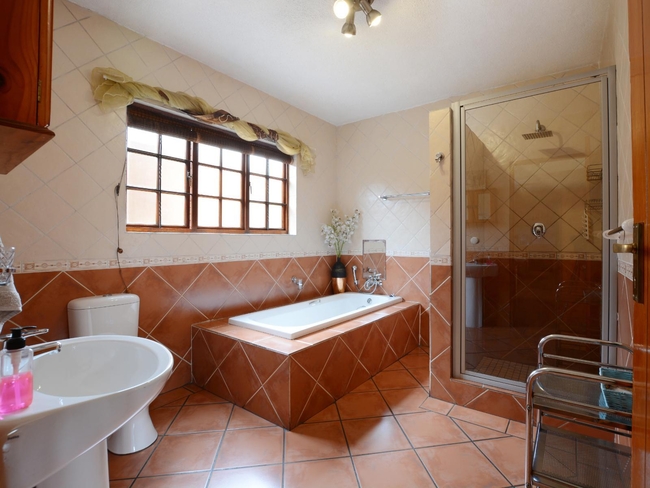 Unit 2 - 2 Bedroom Apartment