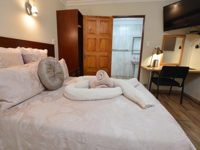 Unit 6 - 2 Person Studio Apartment