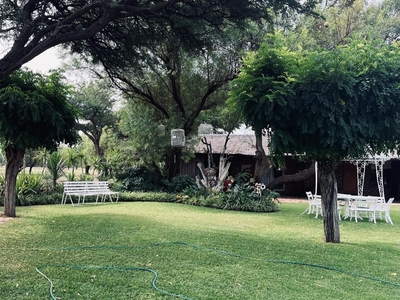 Kameelboom Lodge