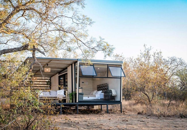 Cabin with Queen Bed