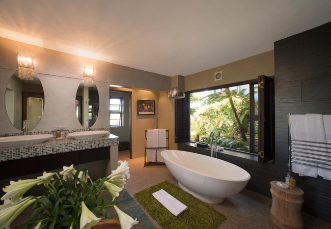 Executive Lagoon Facing Suite - Sunbird