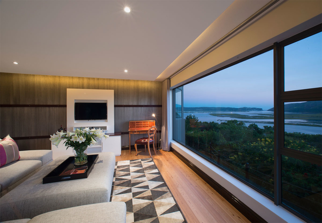 Penthouse Lagoon View Diamond Suite