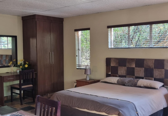 Zebra Self-catering Unit