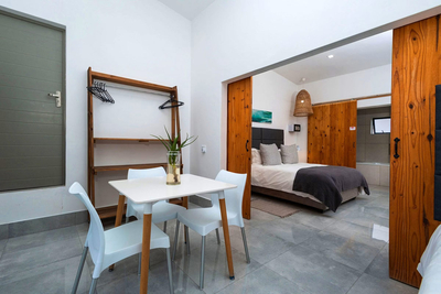 One-Bedroom Family Unit