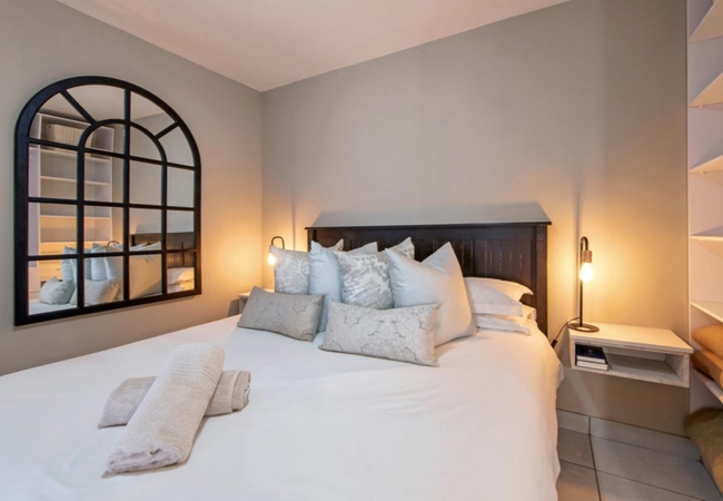  Family Beachfront Sea View Apartment