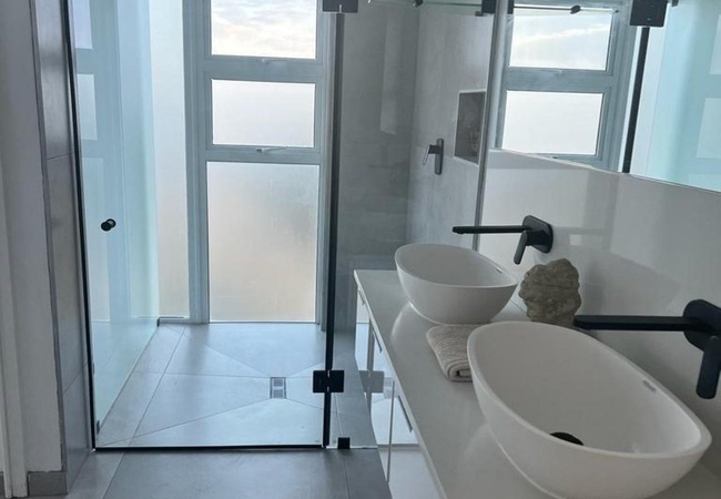 Large Luxurious Family Apartment