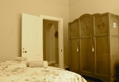 Twin Beds En Suite