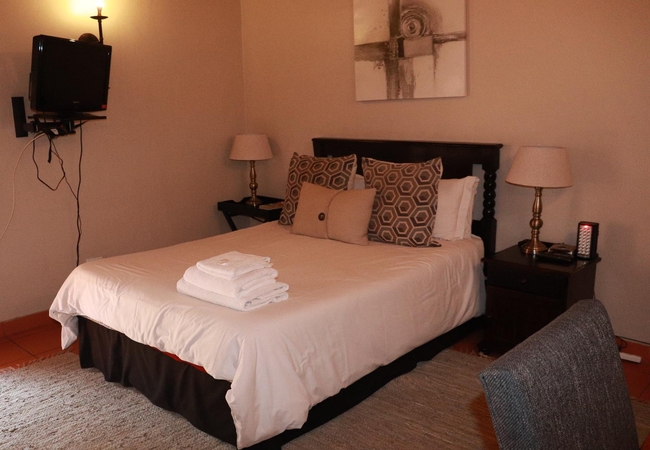 Double Room with Shower and Bath