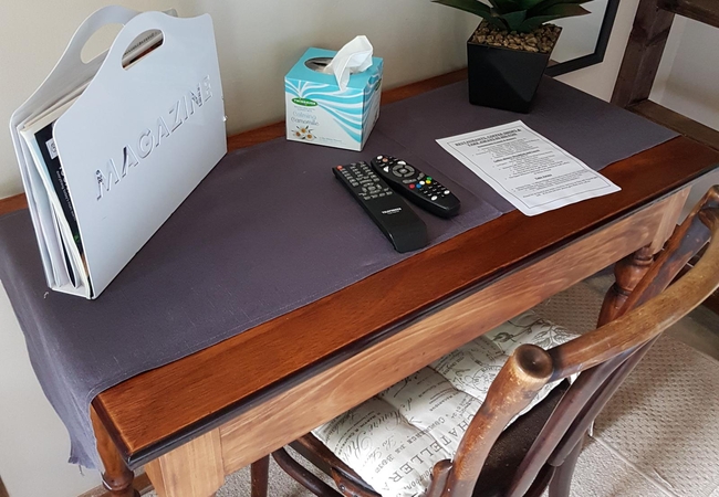 Queen room with garden view