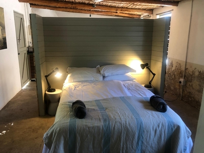 Cactus Cottage with hot tub and splash pool