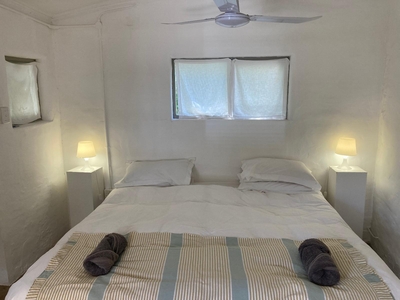 Leccino Cottage with hot tub and splash pool