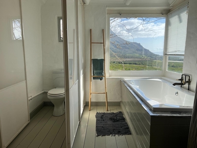 Frantoio with hot tub and splash pool