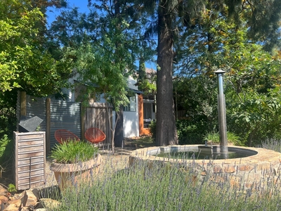 Kalamata Cottage with hot tub and splash pool