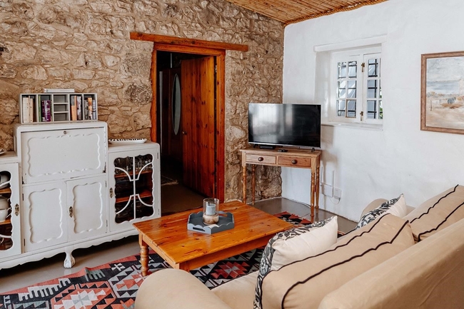 Komyntjie 1 (sleeps 4)