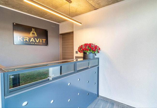 Kravit Premier Suites