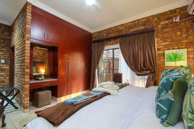 King Suite - Green Pastures