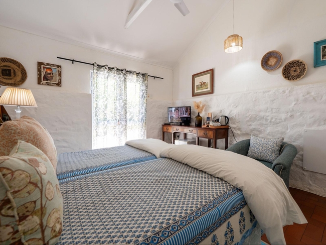  Stable Cottage - Equilateral - Room 02