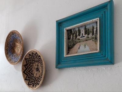 Equilateral - Room 02