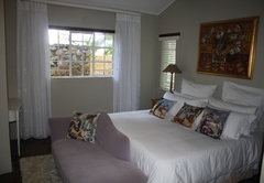 Geranium cottage bedroom