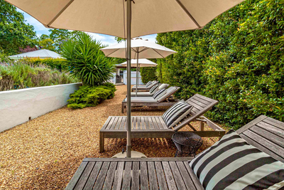 La Bonne Auberge Guesthouse