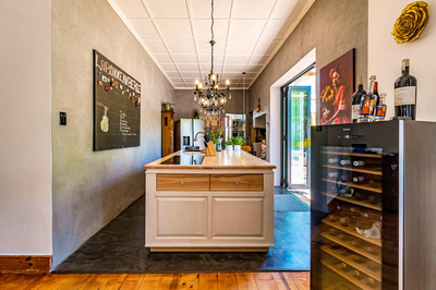 La Bonne Auberge Guesthouse