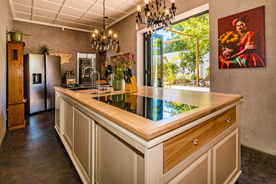 La Bonne Auberge Guesthouse