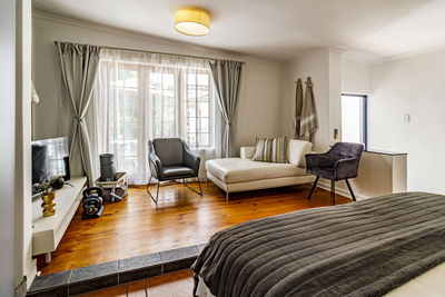 Maisonette Cottage