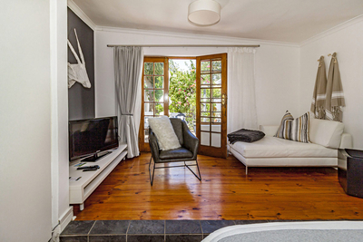 Maisonette Cottage
