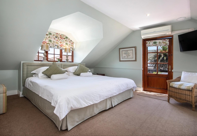 Mountain facing Room