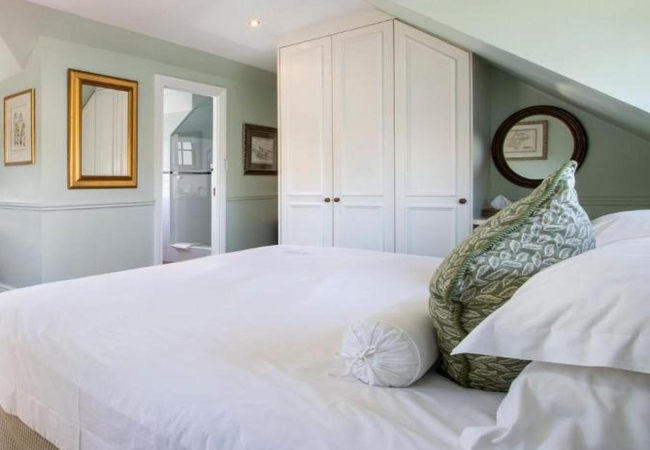 Mountain facing Room