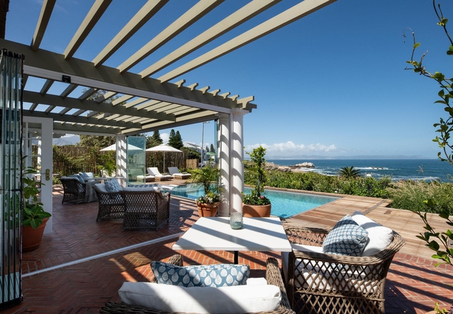 La Fontaine Lodge - Sea Facing Suite