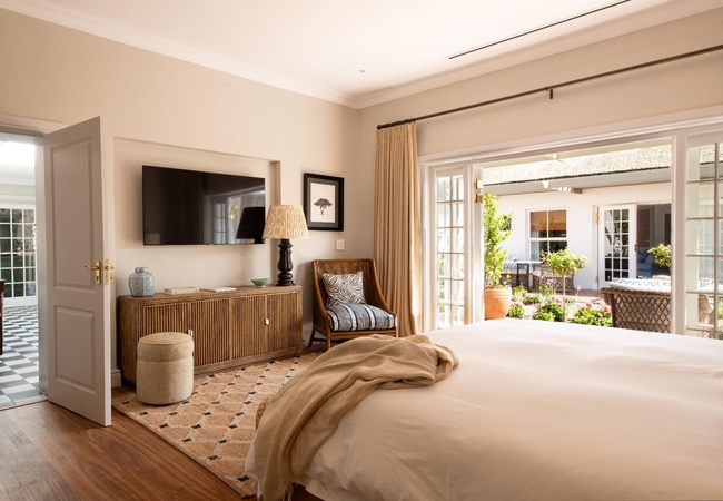 La Fontaine Lodge - Garden Deluxe Room