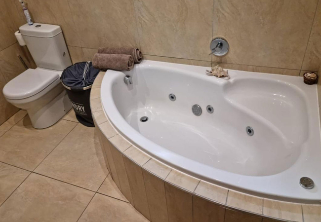 Deluxe Two Bedroom Cottage