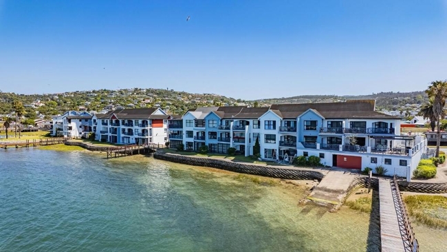 Laguna Grove Waterfront Living